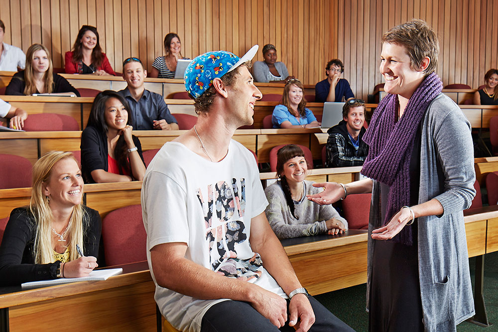 Contek 8 Cara Ini Supaya Bisa Jadi Mahasiswa Favorit Dosen!